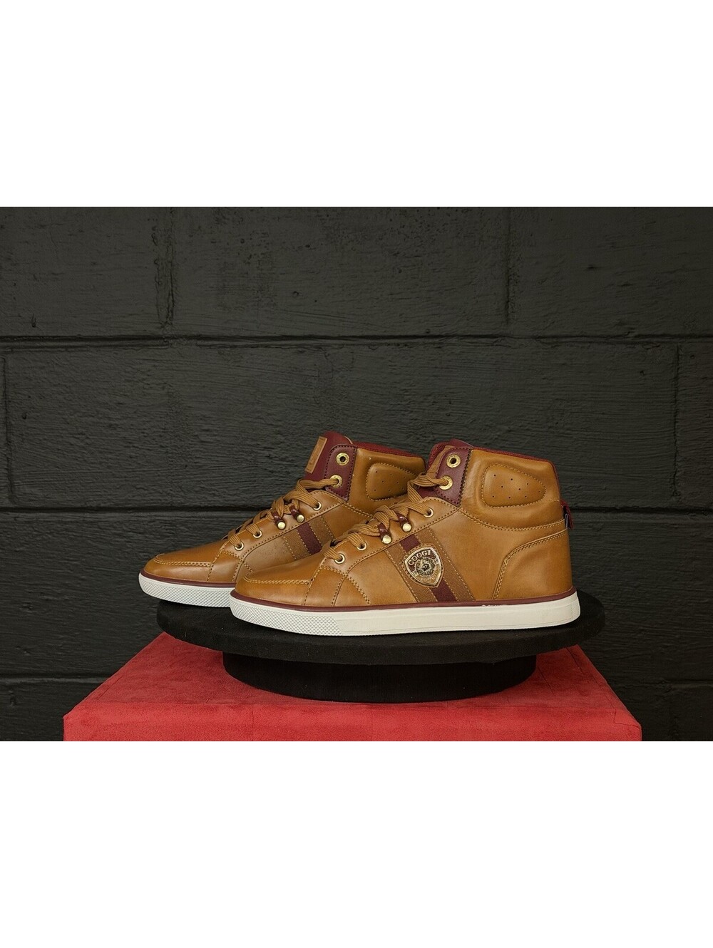 COOGI Vidar Mustard High Top Sneakers Y2K Deadstock Rare Size 9.5 Lea Collector